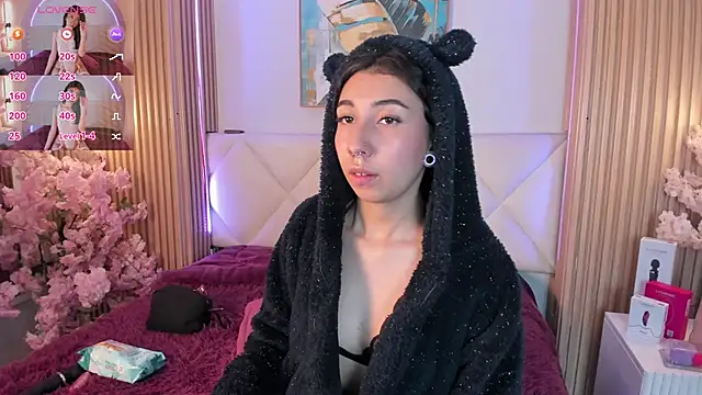 Isabella_Crofts Cameră chat live