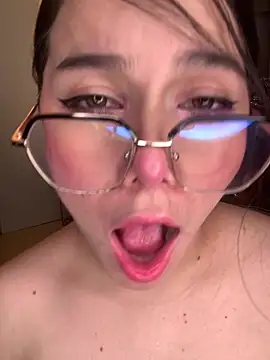 violettabond Adlı Modelin Canlı Sohbet Odası