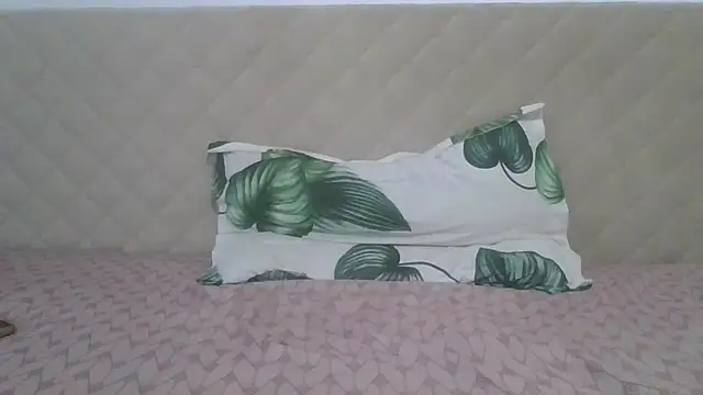 غرفة دردشة dirty_sasha00 المباشرة