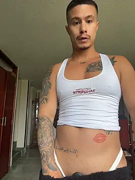 Chat soba uživo modela DominickSullivan