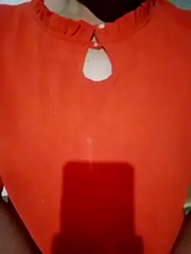 Ana_hoa Adlı Modelin Canlı Sohbet Odası
