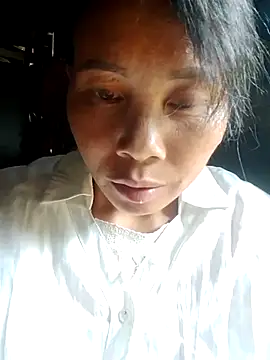 Ana_hoa লাইভ চ্যাট রুম