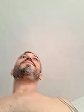 linahotlatina Live Chatraum