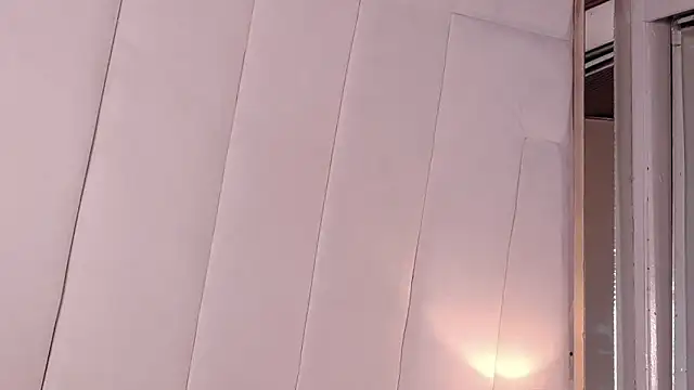 Živá chatovací místnost LannyShell