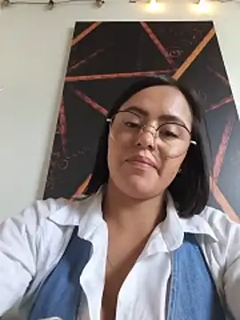 ALEJA__22 Live chatroom