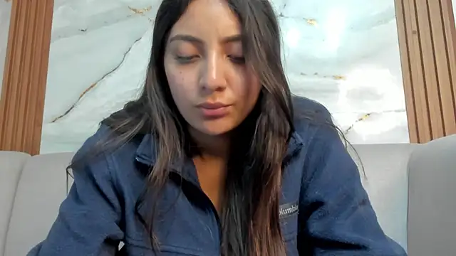 غرفة دردشة LilyGarcia المباشرة