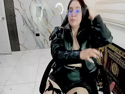 Chat soba uživo modela queen_findom1