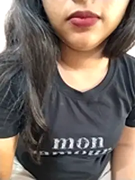 חדר צ'אט בשידור חי של Sexy_Divya__