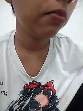Sexy_Divya__ чат на живо