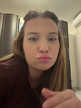 KilianaNoir – Naživo XXX chat