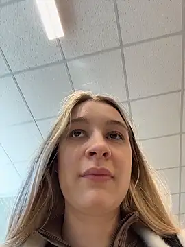 Chat soba uživo modela SashaCatt