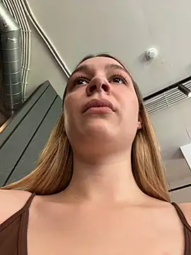 Chat soba uživo modela SashaCatt