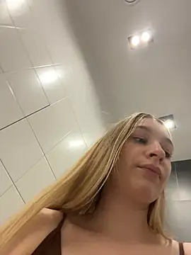 Živá chatovací místnost SashaCatt