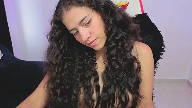 Chatroom en direct de daniela_rivasthl