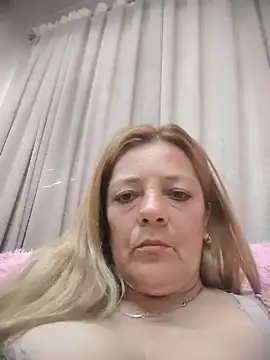 karlaanqui1 webcam show