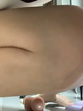 Živá chatovací místnost hoho-is