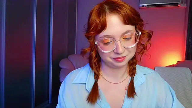 Erica_Nelson Live chatroom