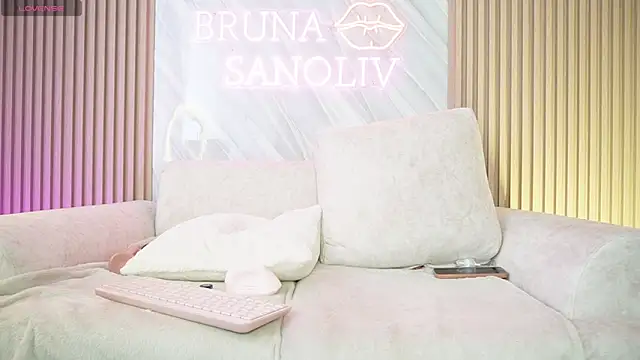 חדר צ'אט בשידור חי של brunasanoliv