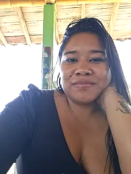 Sarahy- লাইভ চ্যাট রুম