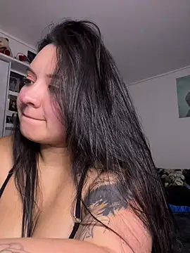 Just_danna Adlı Modelin Canlı Sohbet Odası