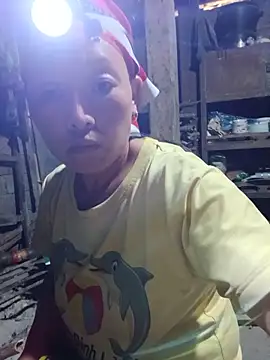 girl-hot2x Live Chatraum