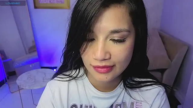 Violetta_jhonson_a 실시간 채팅방