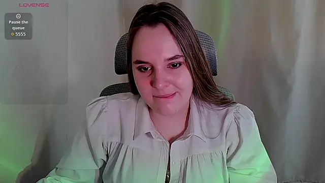 Noir_Ember_: δωμάτιο απευθείας συνομιλίας