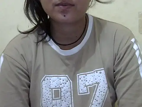 Priyanka_Chopr Live chatroom