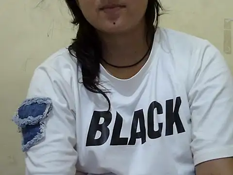 Priyanka_Chopr Live chatroom