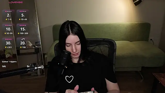 Naomi_Velvet: онлайн-чат