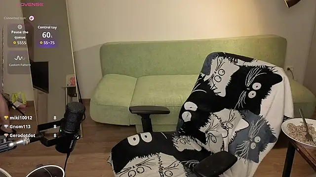Sala de chat ao vivo de Naomi_Velvet