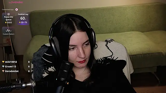 Chat ao vivo de Naomi_Velvet