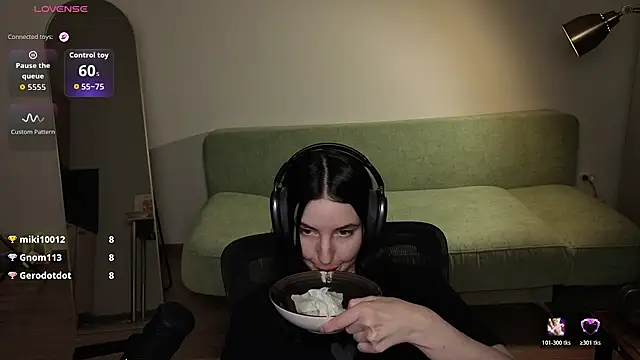 Naomi_Velvet Cameră chat live