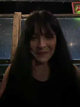 Cristal_Cerati_ – Naživo chatovacia miestnosť