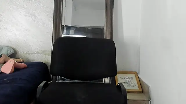 Chat ao vivo de May-Clanfort