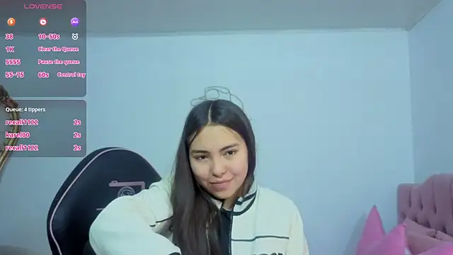 ISABELA_TAY Adlı Modelin Canlı Sohbet Odası