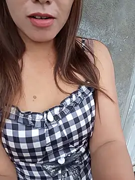 ห้องแชทสดของ Lyly_sexyy