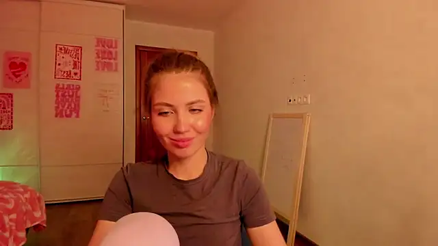 ห้องแชทสดของ Aurora_Glow21