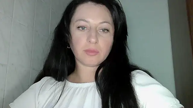MelinaAx লাইভ চ্যাট রুম