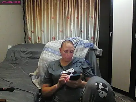 Sala de chat en directo de JenniDeep