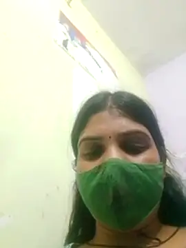 Bhabhi_01's Live Chat Room