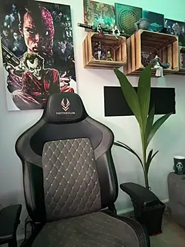 sami_zone's Live Chat Room