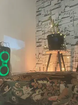 Chat soba uživo modela aprille15