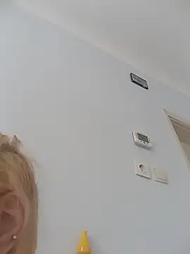 annabels Adlı Modelin Canlı Sohbet Odası