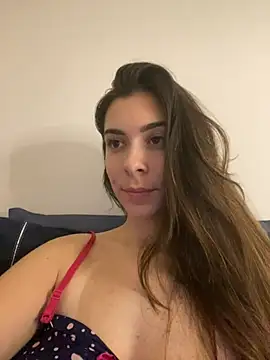fer-nanda Cameră chat live