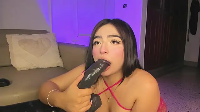 SaraDiamondss Live chatroom