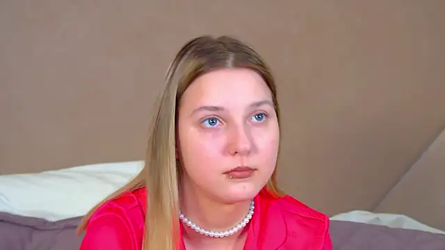 TinnaBurton – live chatrum