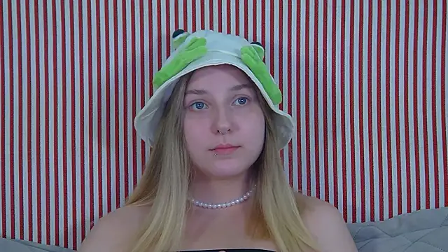 TinnaBurton Cameră chat live