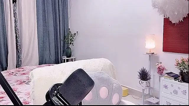 Bilik Sembang Langsung Laura_520