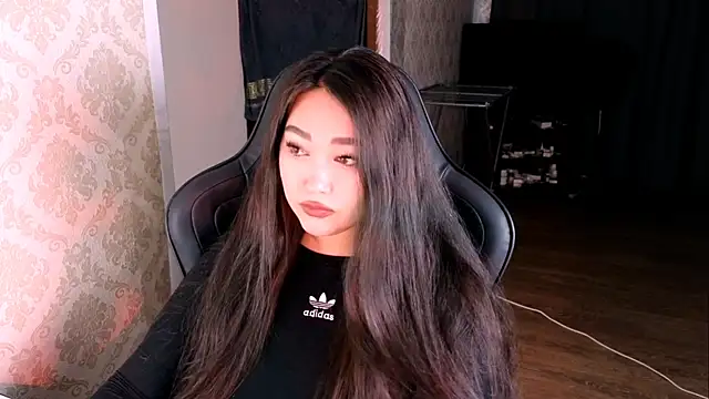 Emma_Uilson Adlı Modelin Canlı Sohbet Odası